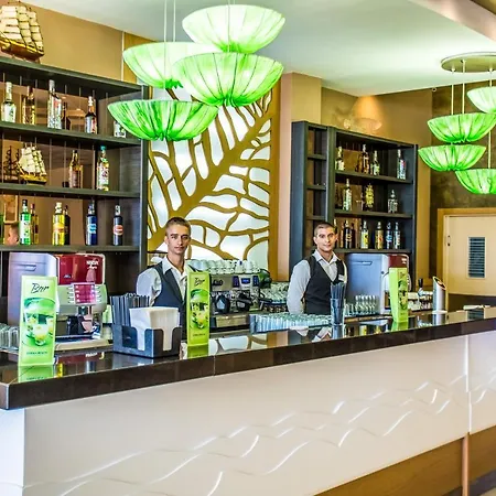 Dit依维卡海滩俱乐部酒店 - 全包 度假村 4*