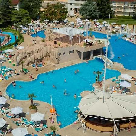 Evrika Club Resort 4*